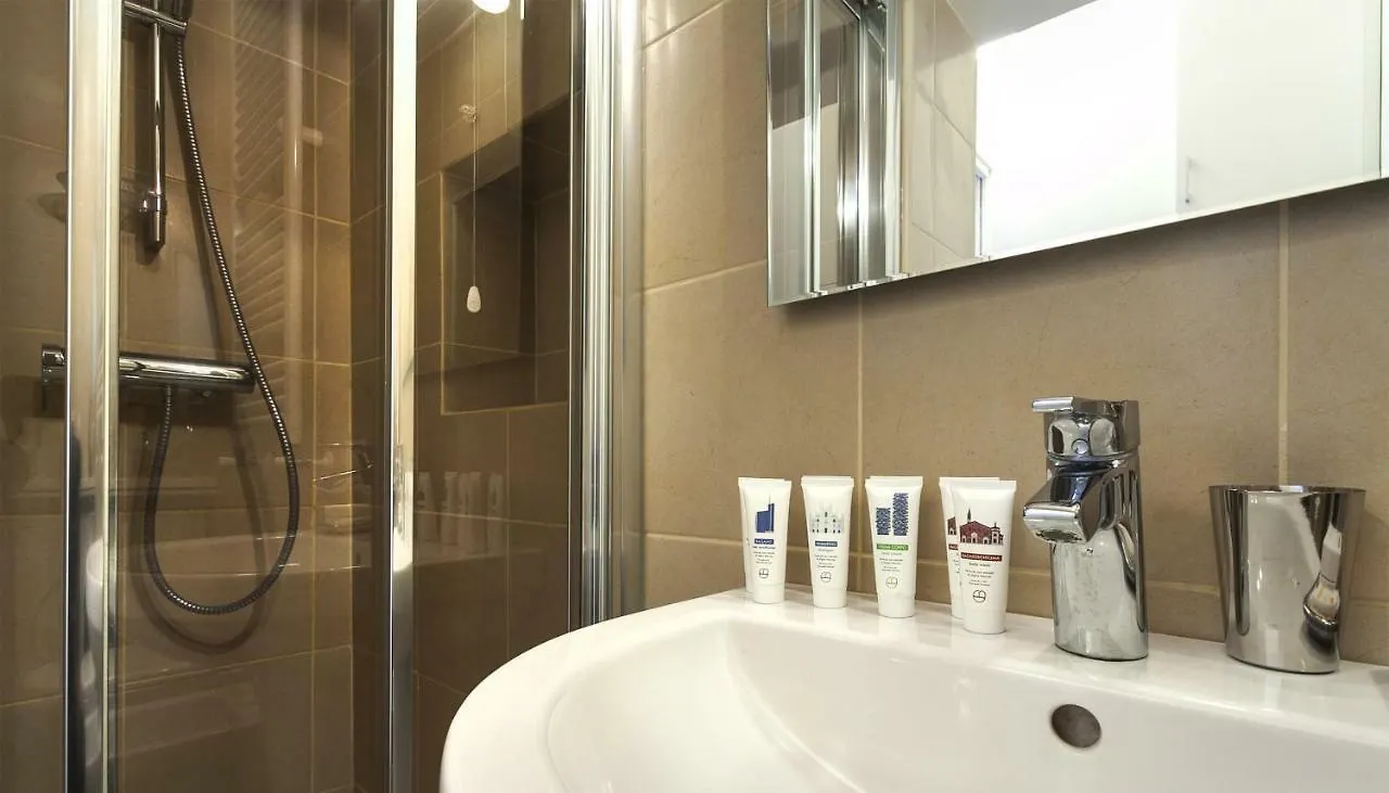 Italianway - Simonetta 5 Apartment Milan